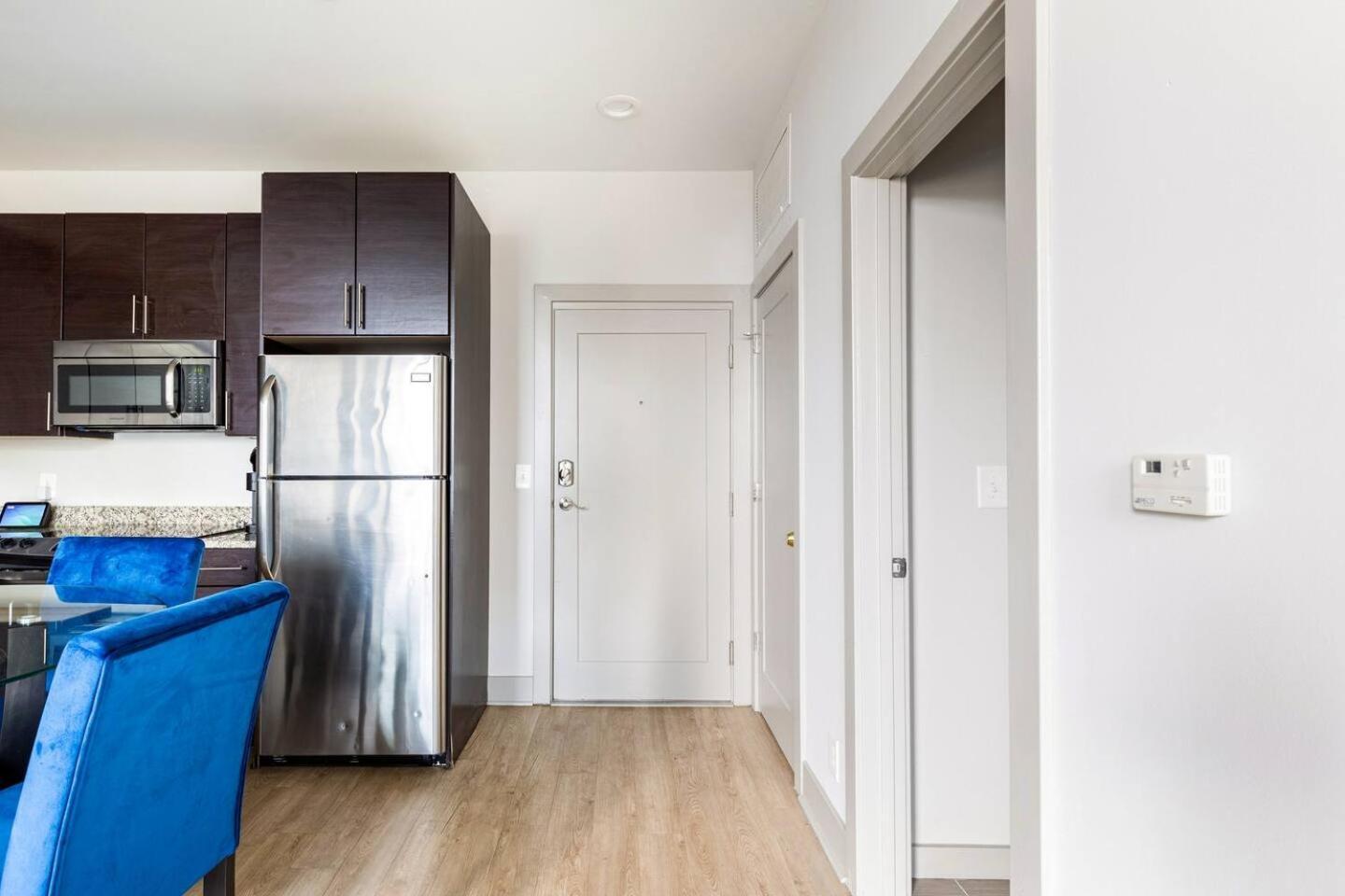 Luxury Inner Harbor Apartment Baltimore Extérieur photo